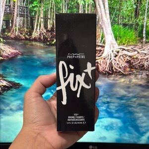 New MAC Cosmetics Prep + Prime Fix+